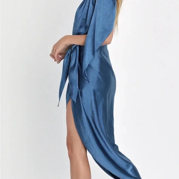 NWT Lulus dress - Picture 4 of 9